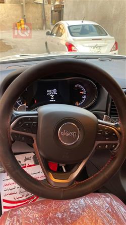 جيب جراند شيروكي